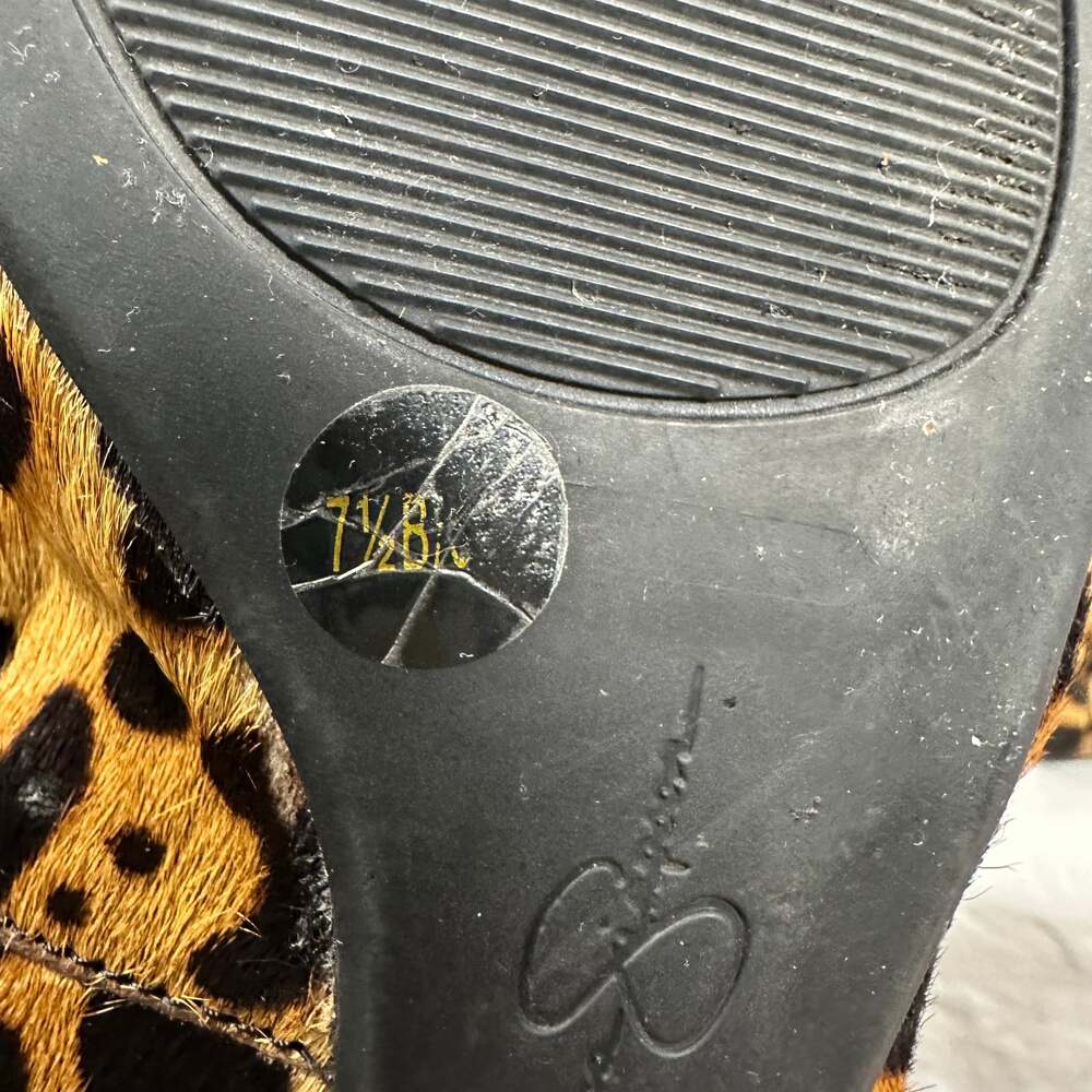 Jessica Simpson Women's Ballet Flats Animal Print Cow Hair Shoes Size 7.5 - Picture 5 of 7